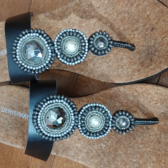 Denver Hayes Leather Bling T Strap Embellished Sandals - Picture 4 of 6